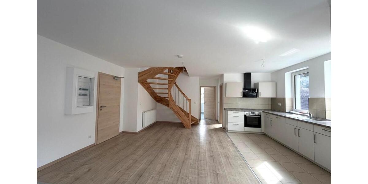 Maisonettenwohnung Oberndorf am Neckar - 3.5 Zimmer, 89 m&sup2;, 790&euro; | Angebot:25988252