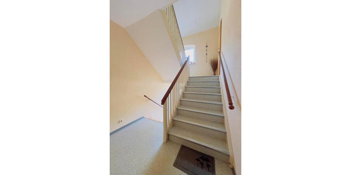 Erdgeschoßwohnung Werdau - 2 Zimmer, 51 m&sup2;, 245&euro; | Angebot:23466739