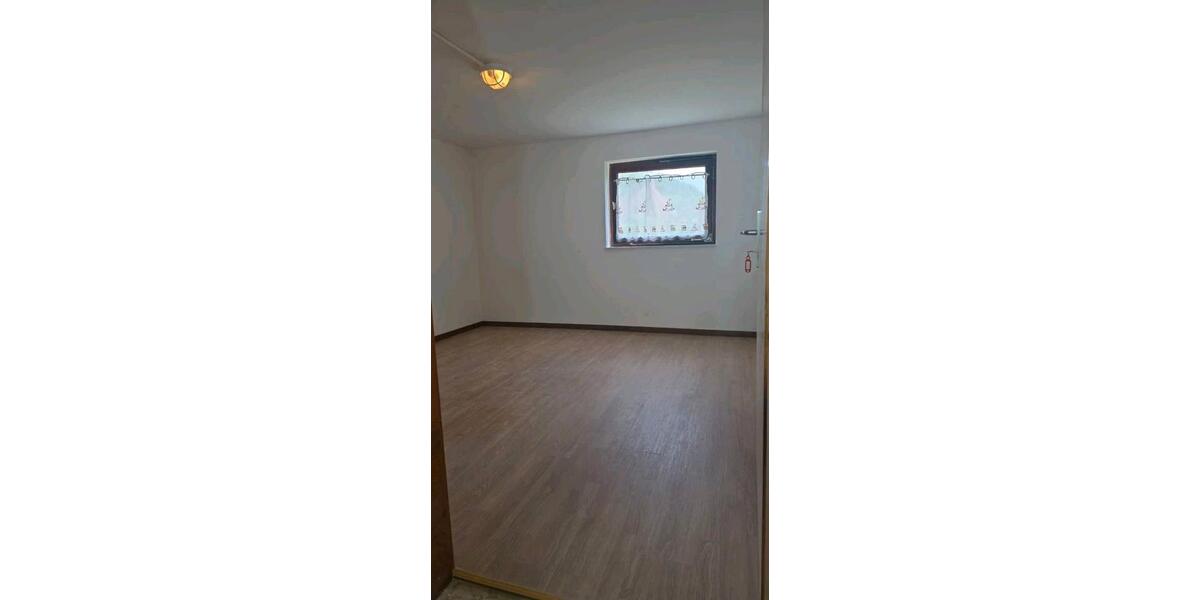 Erdgeschoßwohnung Ronshausen - 2 Zimmer, 42 m&sup2;, 550&euro; | Angebot:26484170