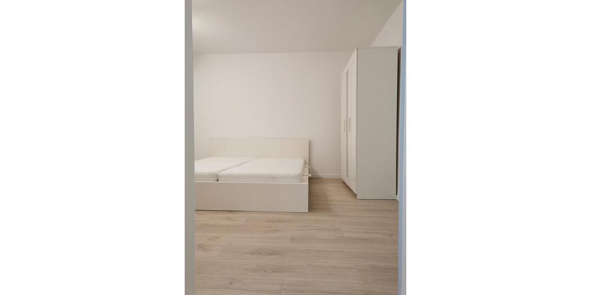 Helle 2-Zimmer Wohnung mit Terrasse in Seukendorf 2 zimmer