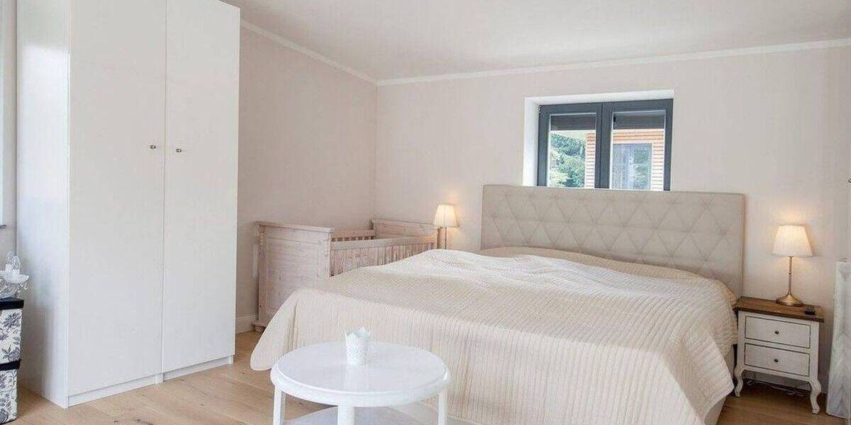 Einfamilienhaus Hamburg Niendorf - 6 Zimmer, 210 m&sup2;, 4.200&euro; | Angebot:26616913