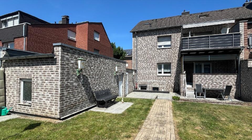 Mehrfamilienhaus, Wohnhaus Eschweiler - 5 Zimmer, 152 m&sup2;, 1.500&euro; | Angebot:26279611