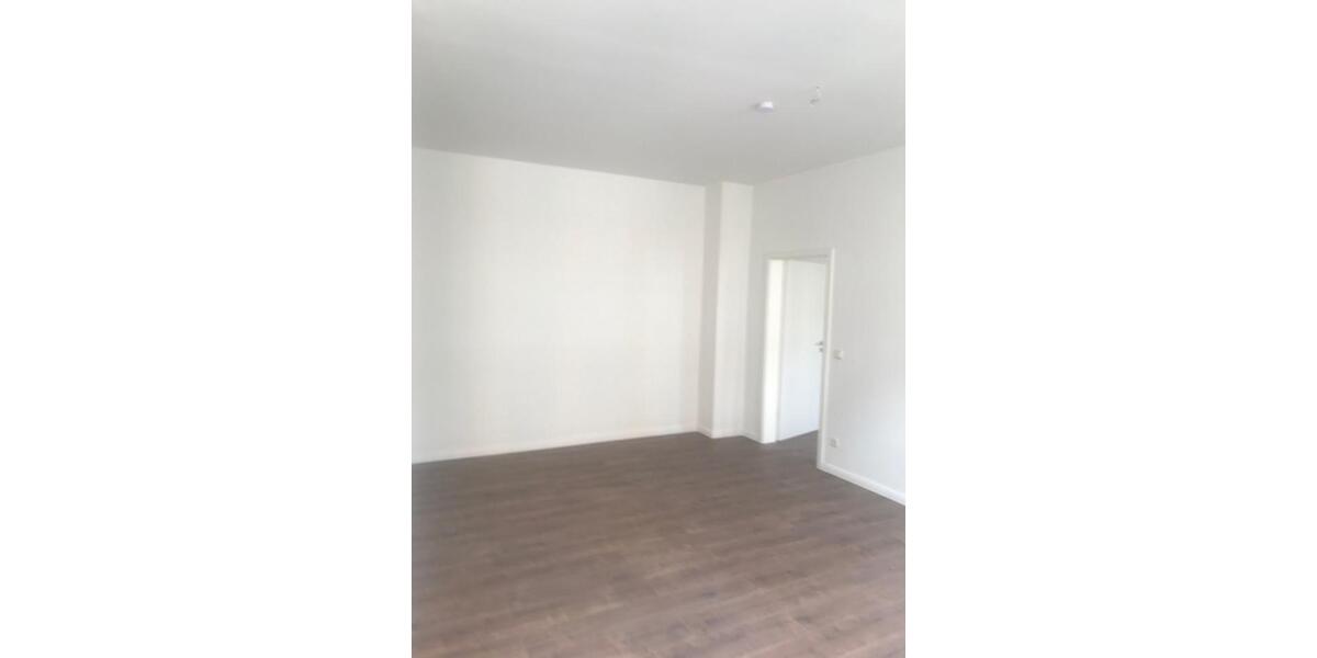 Etagenwohnung Zeitz - 2 Zimmer, 61 m&sup2;, 300&euro; | Angebot:25871288