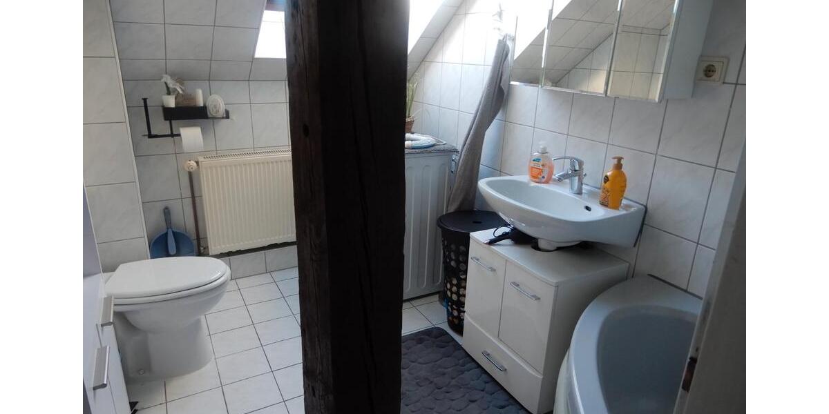 Dachgeschoßwohnung Stendal - 2 Zimmer, 64 m&sup2;, 400&euro; | Angebot:26035853