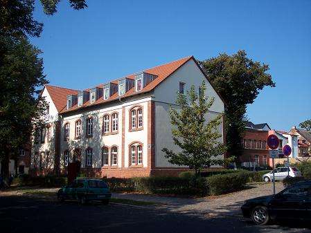 Etagenwohnung Fürstenwalde - 2 Zimmer, 63 m&sup2;, 500&euro; | Angebot:26846802