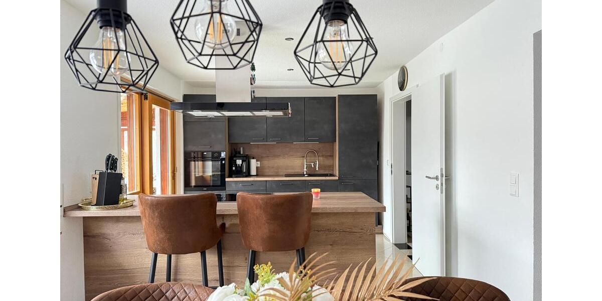 Etagenwohnung Hilzingen - 4.5 Zimmer, 120 m&sup2;, 1.700&euro; | Angebot:26645510