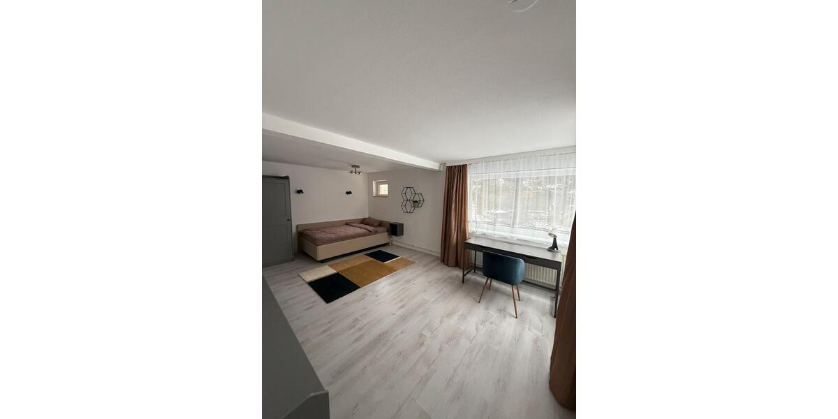 Wohnen auf Zeit Hamburg Langenhorn - 6 Zimmer, 126 m&sup2;, 680&euro; | Angebot:26610182