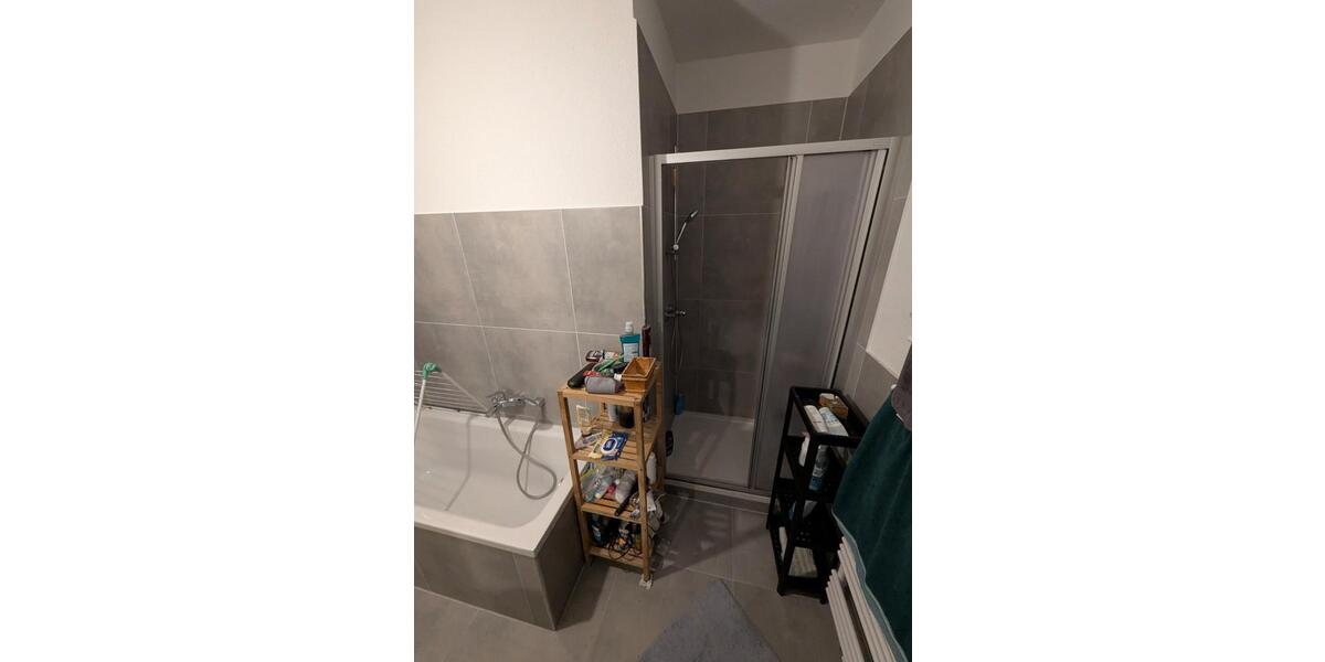 Wohnen auf Zeit Weimar - 16 Zimmer, 120 m&sup2;, 320&euro; | Angebot:26593355