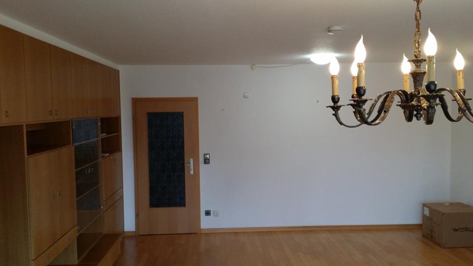 Erdgeschoßwohnung Völklingen - 2 Zimmer, 65 m&sup2;, 360&euro; | Angebot:25362964