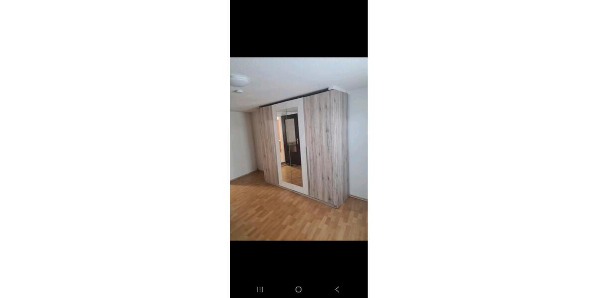 Etagenwohnung Mogendorf - 3 Zimmer, 90 m&sup2;, 750&euro; | Angebot:24474550