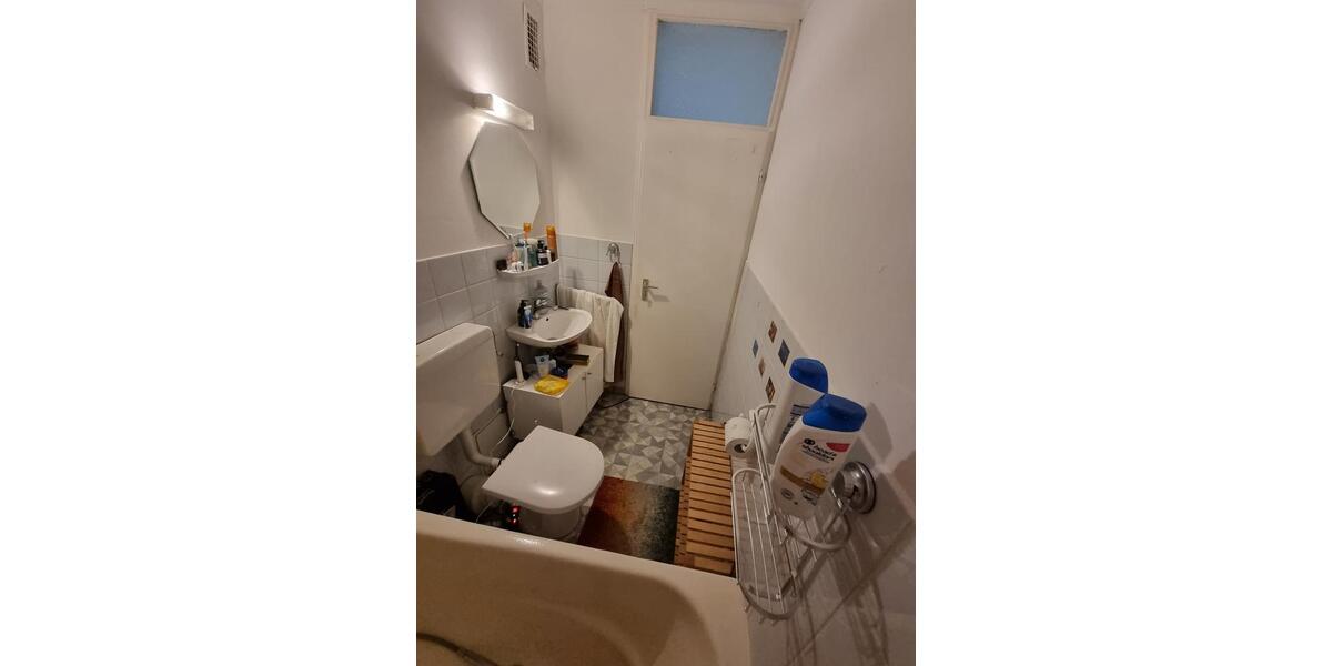 Etagenwohnung Freiburg im Breisgau Haslach - 1 Zimmer, 32 m&sup2;, 660&euro; | Angebot:26251880