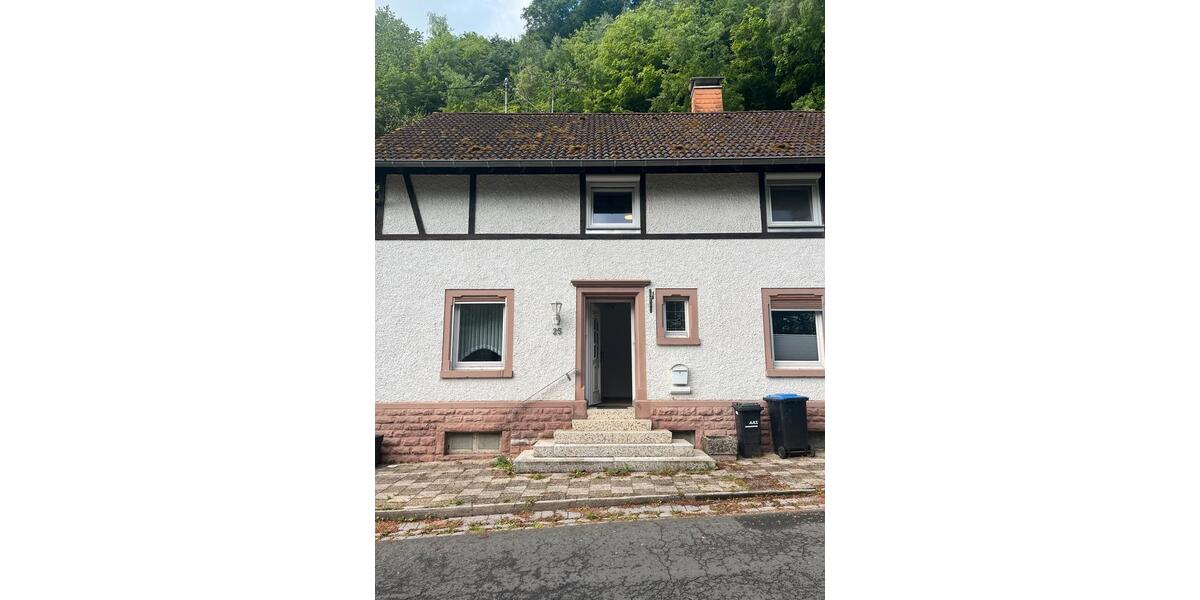 Etagenwohnung Bitburg - 5 Zimmer, 125 m&sup2;, 950&euro; | Angebot:26580672