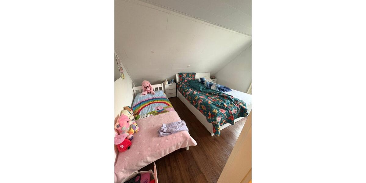 Dachgeschoßwohnung Kirchardt - 3.5 Zimmer, 64 m&sup2;, 670&euro; | Angebot:26705165