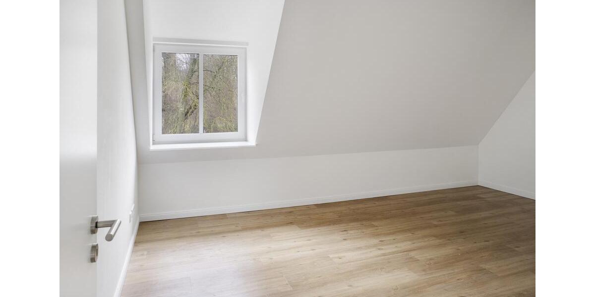 Zur Miete: Familienidyll in ländlicher Lage – Reihenendhaus mit Garten, Terrasse und jeder Menge Platz 6 zimmer