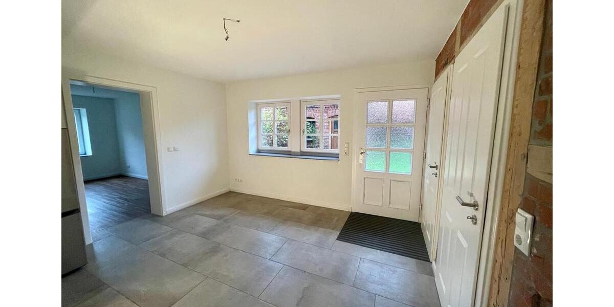 Erdgeschoßwohnung Amt Neuhaus - 2.5 Zimmer, 81 m&sup2;, 685&euro; | Angebot:26515994