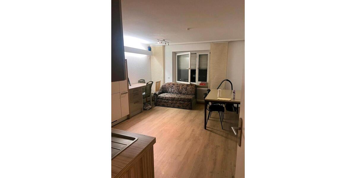Etagenwohnung Burghausen - 1 Zimmer, 18 m&sup2;, 450&euro; | Angebot:26620641