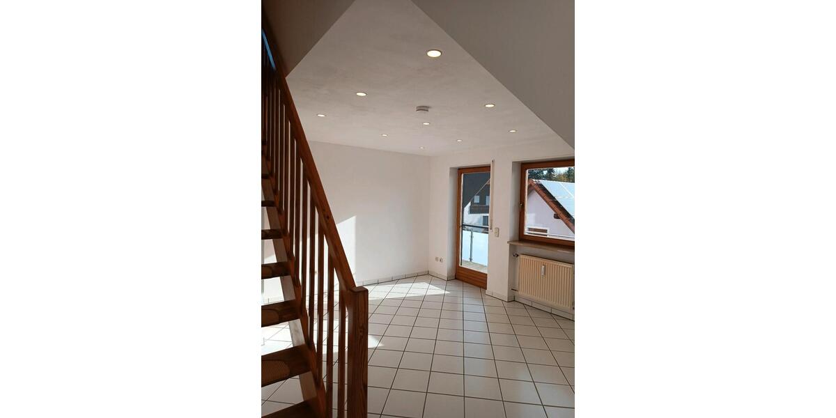 Dachgeschoßwohnung Nabburg - 2 Zimmer, 650&euro; | Angebot:23502235