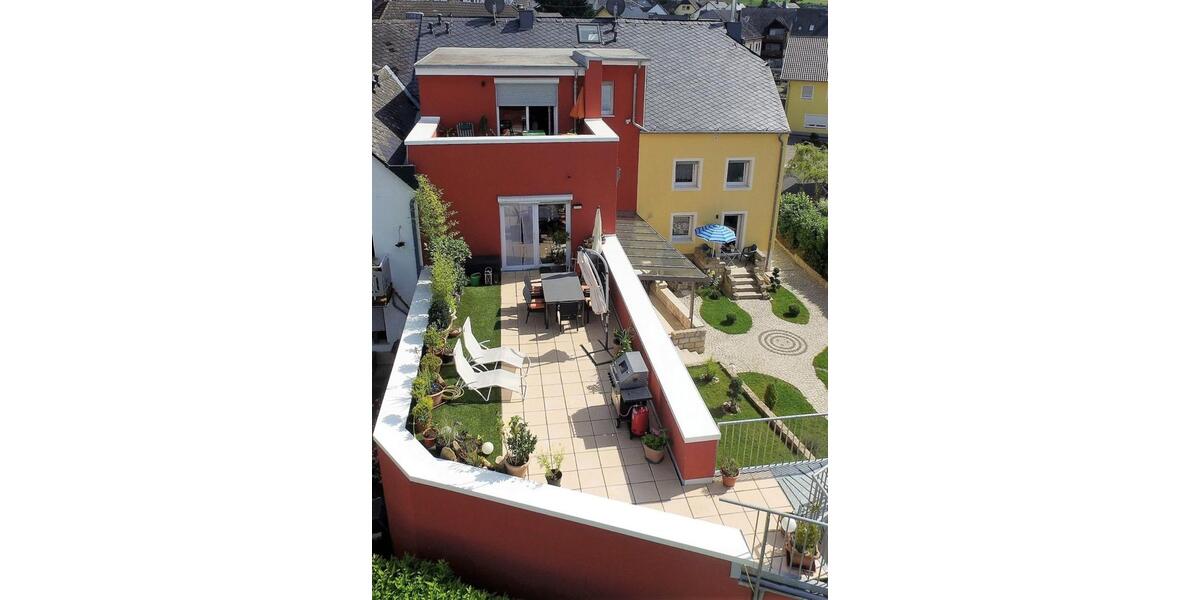 Etagenwohnung Osburg - 2 Zimmer, 100 m&sup2;, 888&euro; | Angebot:25918960