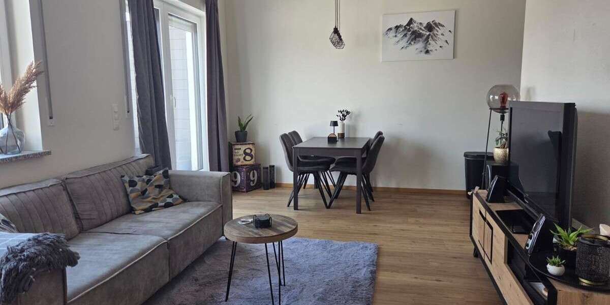 Etagenwohnung Schwandorf - 3 Zimmer, 65 m&sup2;, 715&euro; | Angebot:26956436