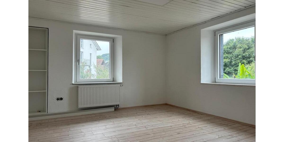 Etagenwohnung Albbruck - 3 Zimmer, 65 m&sup2;, 650&euro; | Angebot:25873603
