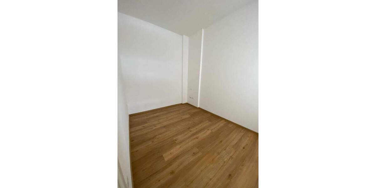 Etagenwohnung Stralsund Tribseer - 5 Zimmer, 106 m&sup2;, 1.010&euro; | Angebot:25037933