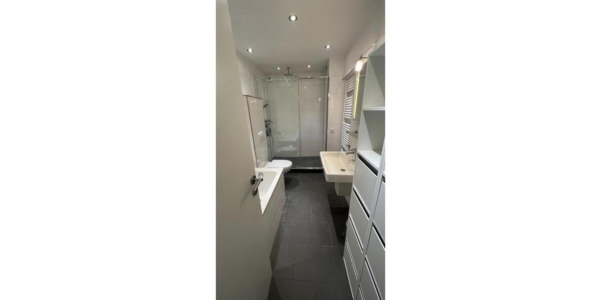 Maisonettenwohnung Essen Stadtbezirk III - 4 Zimmer, 122 m&sup2;, 1.329&euro; | Angebot:24637981