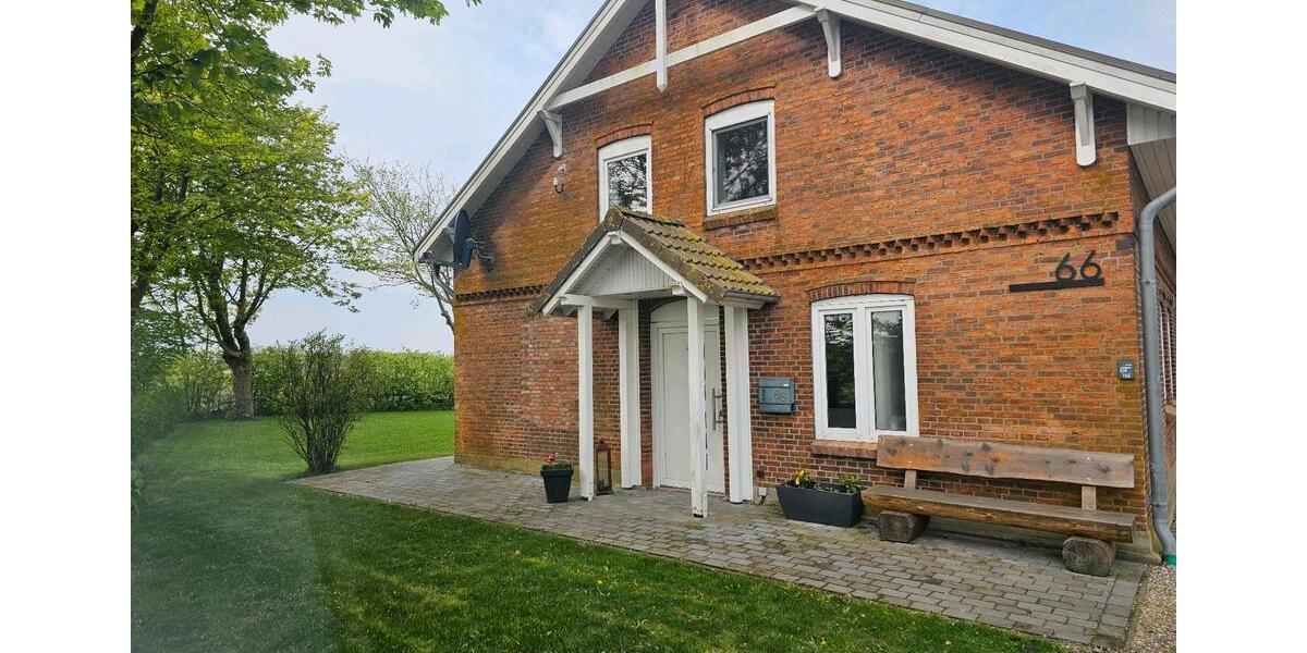 Etagenwohnung Süderlügum - 2 Zimmer, 61 m&sup2;, 800&euro; | Angebot:26415325