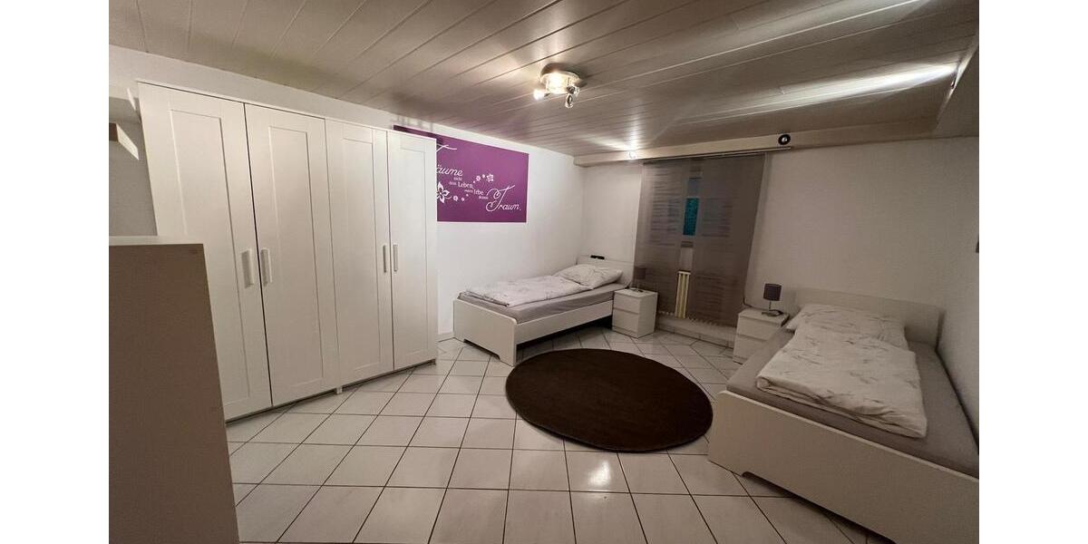 Wohnen auf Zeit Oettingen in Bayern - 2 Zimmer, 77 m&sup2;, 25&euro; | Angebot:24921209