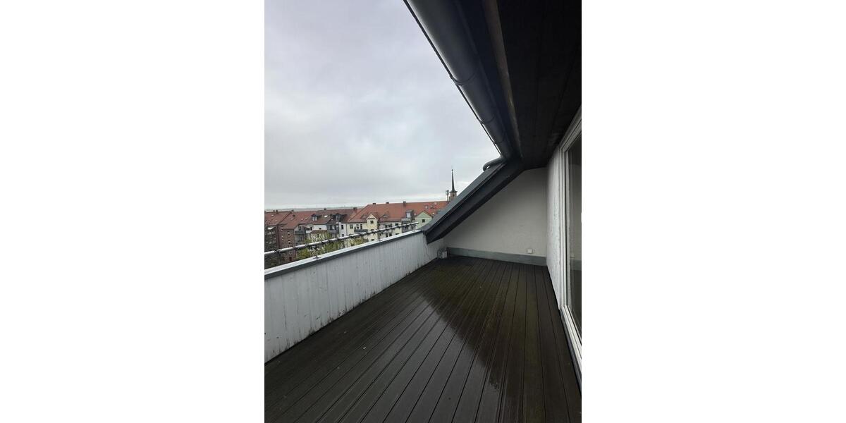 Etagenwohnung Weißenfels - 4 Zimmer, 102 m&sup2;, 613&euro; | Angebot:26675307