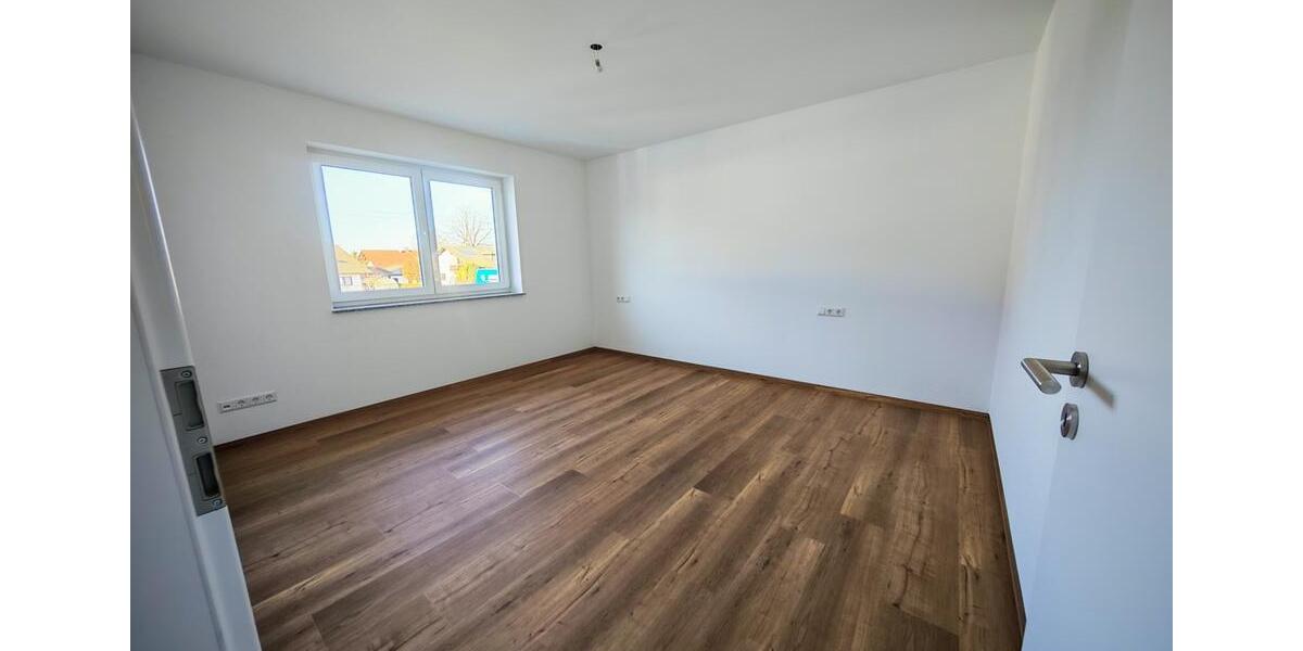 Etagenwohnung Berkheim - 3 Zimmer, 92 m&sup2;, 1.170&euro; | Angebot:26336503