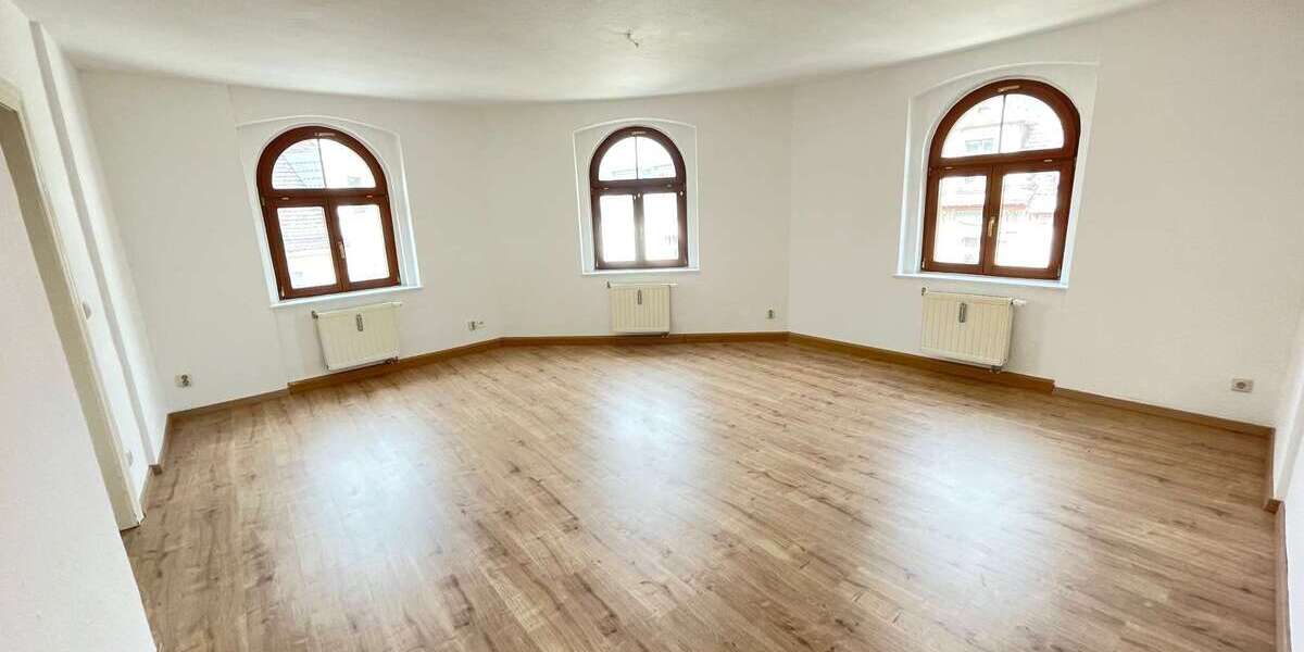 Etagenwohnung Görlitz Innenstadt - 2 Zimmer, 56 m&sup2;, 323&euro; | Angebot:27174266