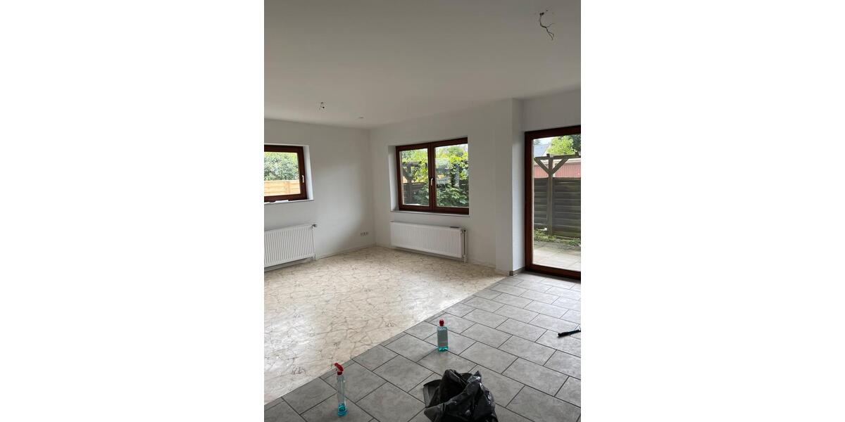 Erdgeschoßwohnung Brake (Unterweser) - 4 Zimmer, 94 m&sup2;, 740&euro; | Angebot:26655670