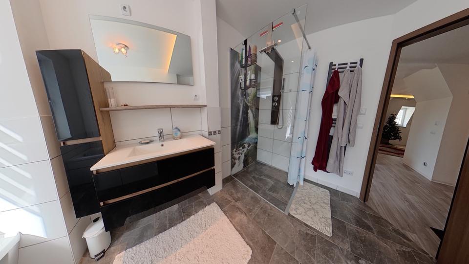 Wohnen auf Zeit Plauen Bahnhofsvorstadt - 19 Zimmer, 20 m&sup2;, 249&euro; | Angebot:26086327