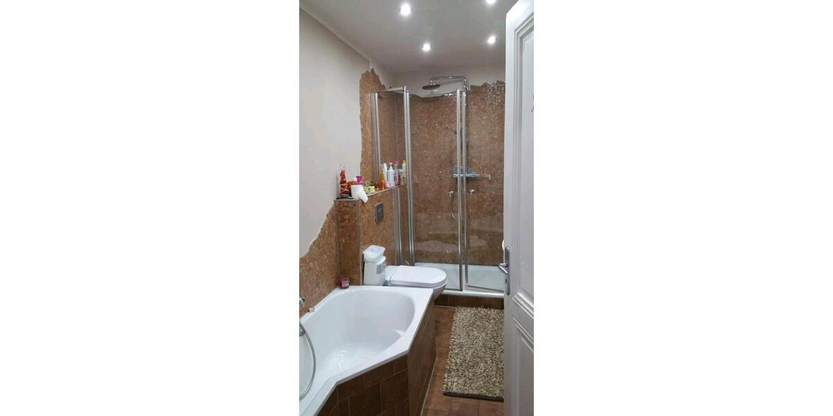 Erdgeschoßwohnung Duisburg Ruhrort - 3 Zimmer, 82 m&sup2;, 1.350&euro; | Angebot:26693906