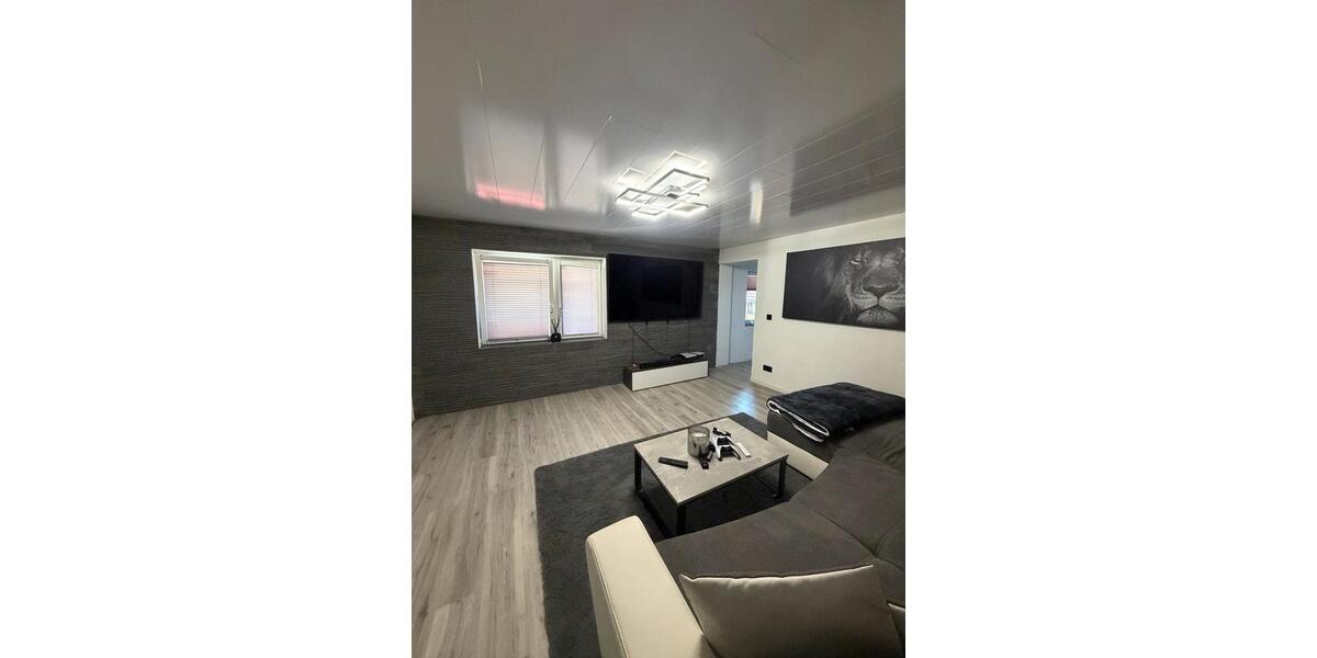 Etagenwohnung Kindelbrück - 4 Zimmer, 100 m&sup2;, 850&euro; | Angebot:26669566