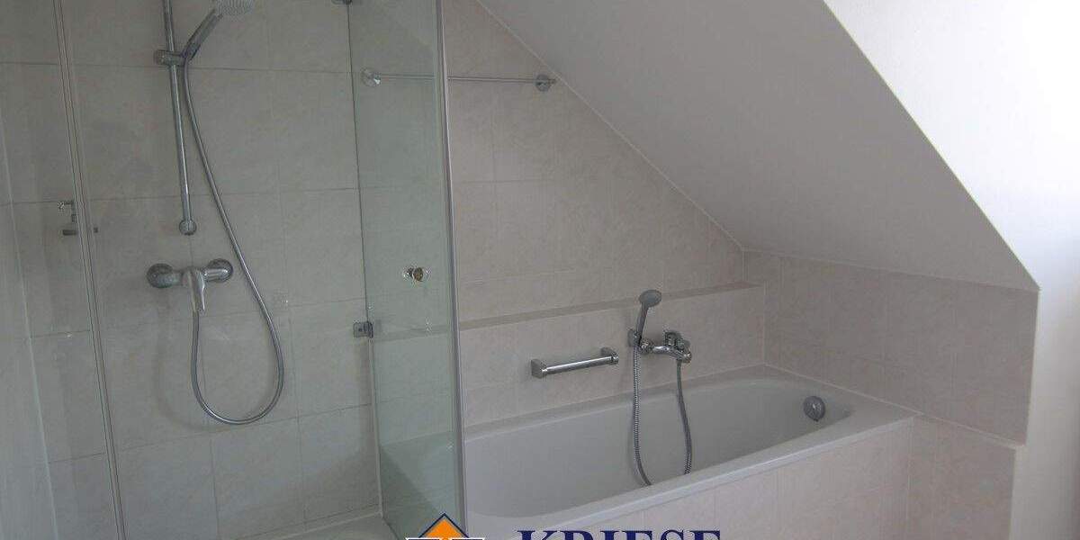 Etagenwohnung Germering Unterpfaffenhofen - 3 Zimmer, 81 m&sup2;, 1.500&euro; | Angebot:25880808