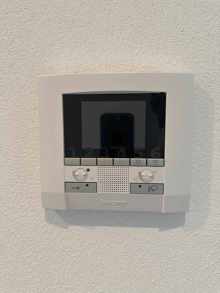 3 1|2 Zimmer Wohnung + Balkon in Rödelsee 100qm