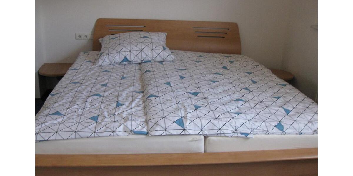 Dachgeschoßwohnung Frammersbach - 3 Zimmer, 35 m&sup2;, 450&euro; | Angebot:26591659