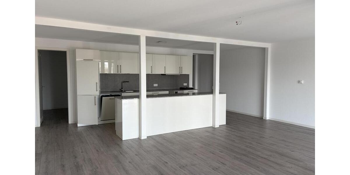 Etagenwohnung Germersheim - 4 Zimmer, 174 m&sup2;, 1.450&euro; | Angebot:25883454