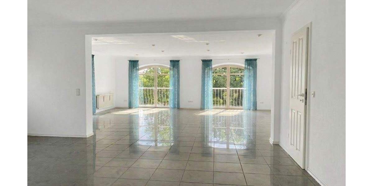 Einfamilienhaus Höringen - 6 Zimmer, 265 m&sup2;, 1.800&euro; | Angebot:25846214