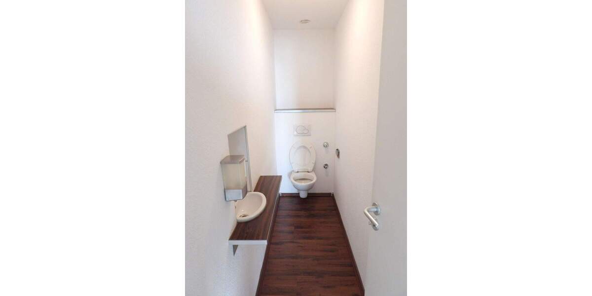 Gewerbeobjekt Nürnberg St Peter - 4 Zimmer, 128 m&sup2;, 890&euro; | Angebot:26107300