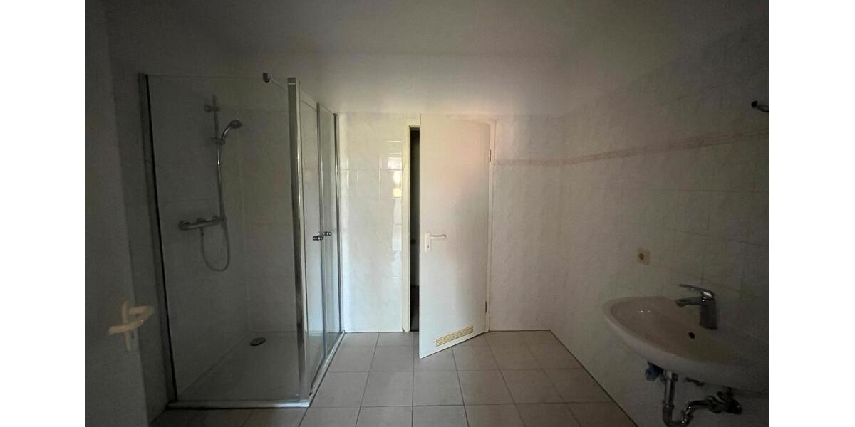 Etagenwohnung Staßfurt - 1 Zimmer, 47 m&sup2;, 260&euro; | Angebot:26286186
