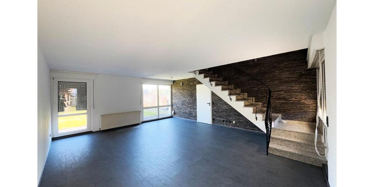 Einfamilienhaus Geilenkirchen - 2 Zimmer, 110 m&sup2;, 1.100&euro; | Angebot:26107850