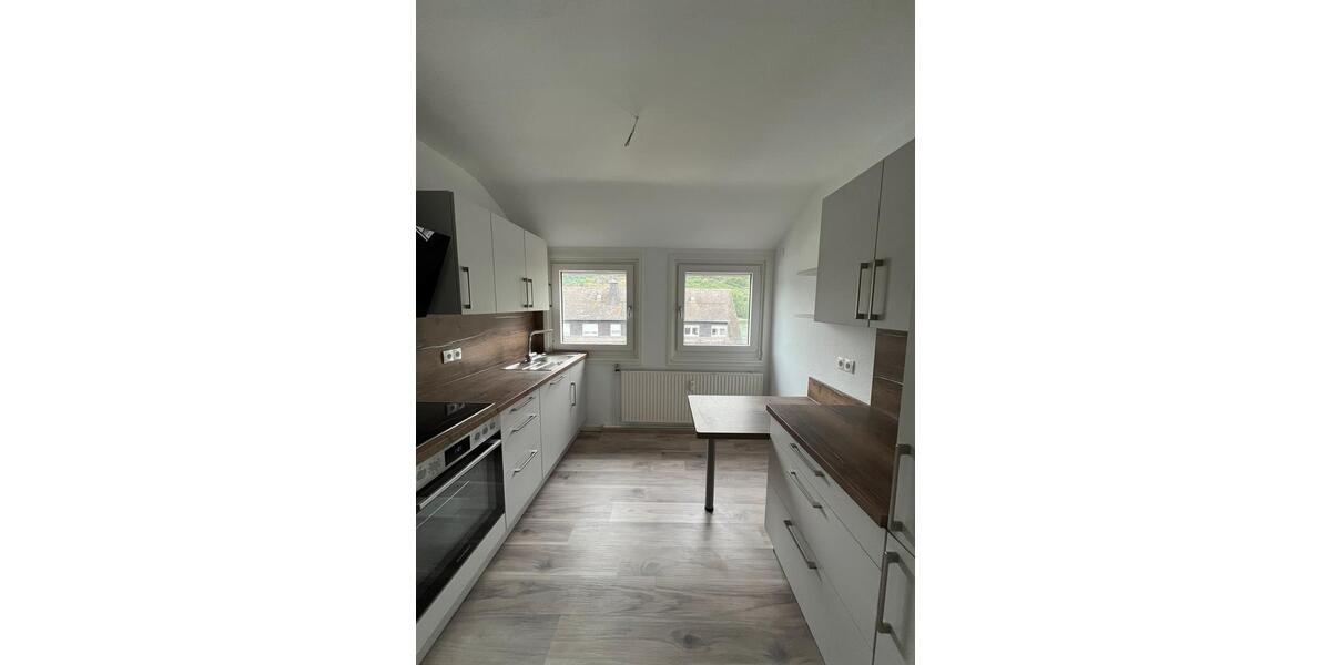 Dachgeschoßwohnung Ötzingen - 3 Zimmer, 72 m&sup2;, 990&euro; | Angebot:26464093