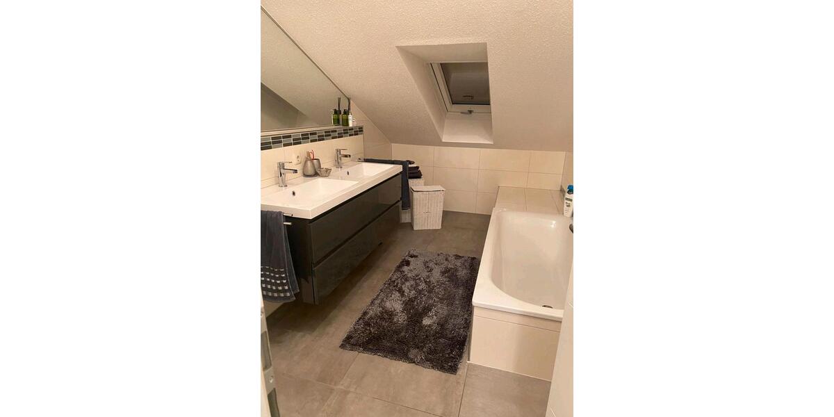 Dachgeschoßwohnung Rinchnach - 3 Zimmer, 82 m&sup2;, 850&euro; | Angebot:26625203