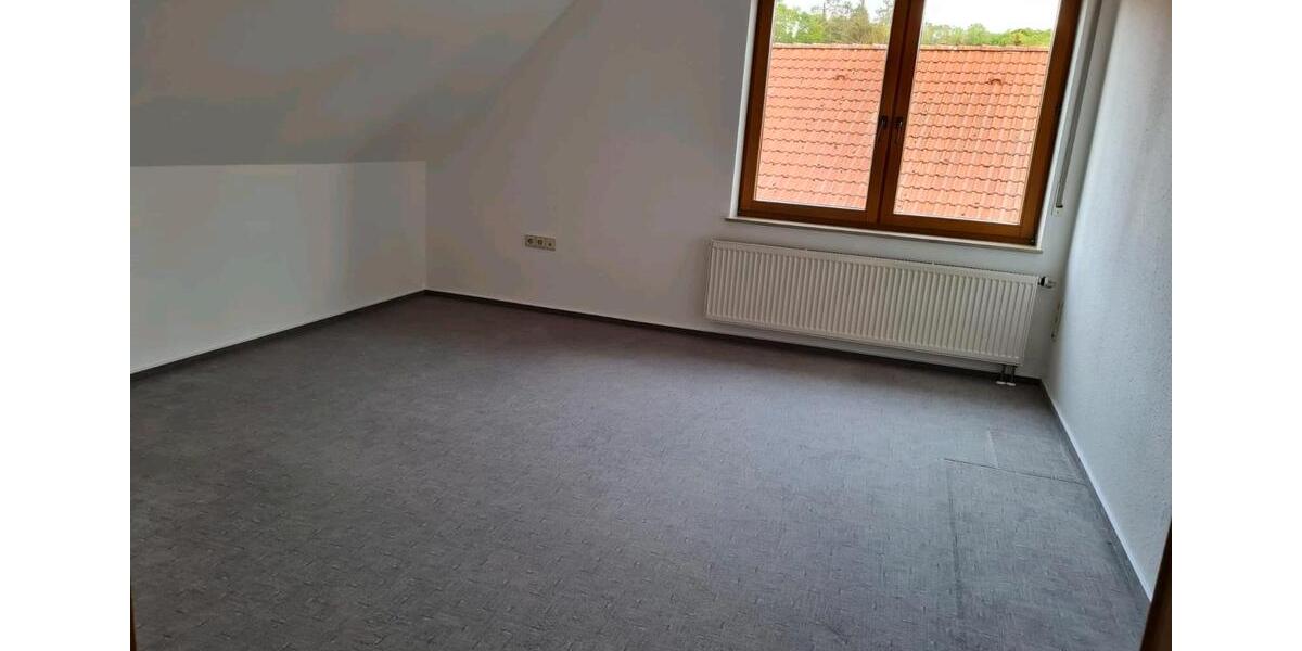 Dachgeschoßwohnung St. Johann - 3.5 Zimmer, 82 m&sup2;, 800&euro; | Angebot:26414201