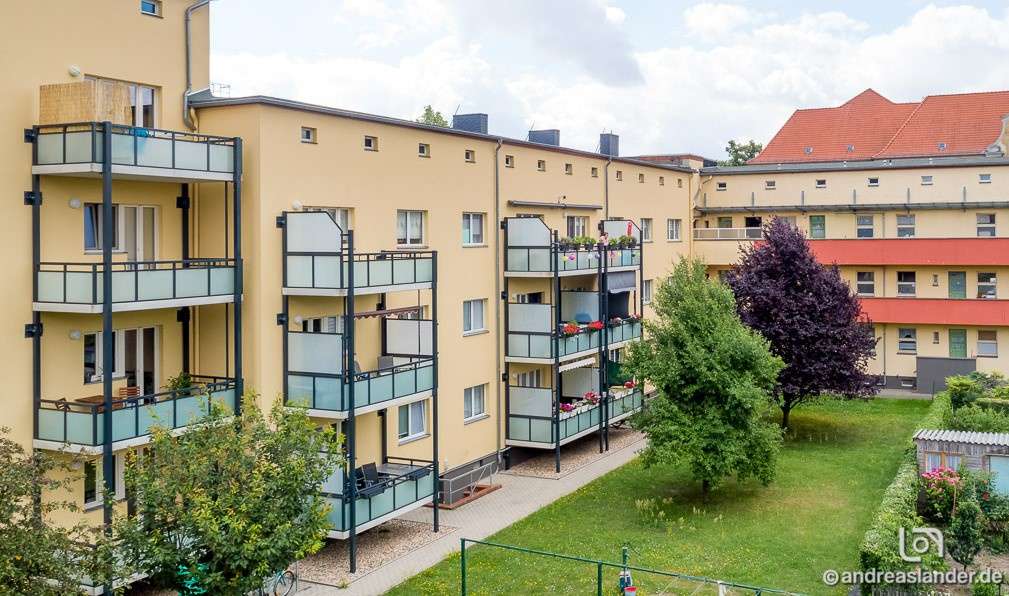 Etagenwohnung Magdeburg Sudenburg - 2 Zimmer, 60 m&sup2;, 390&euro; | Angebot:27091340