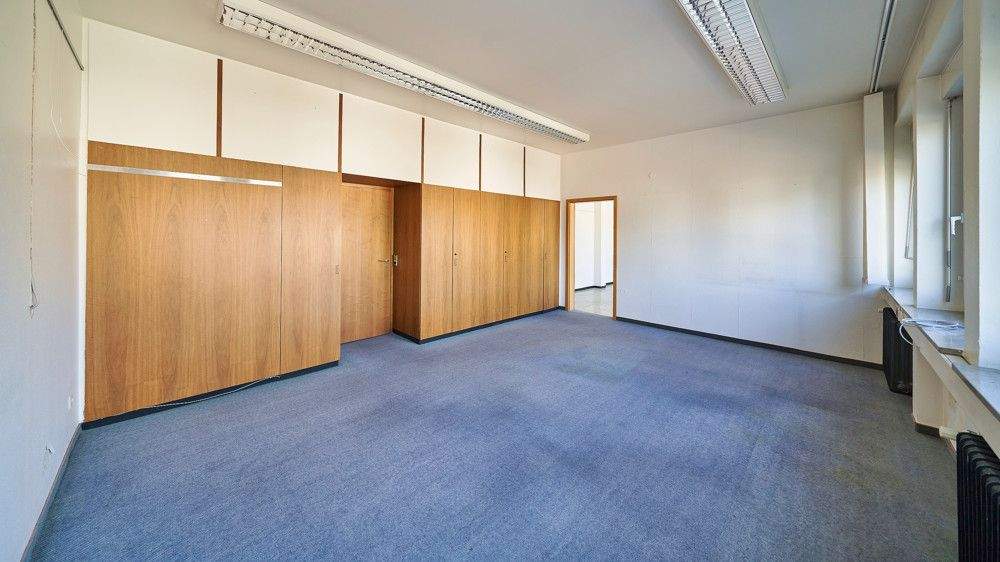 Vielseitiger Gewerbekomplex mit flexiblen Nutzungsmöglichkeiten *** Auch Teilflächen sind möglich! zimmer