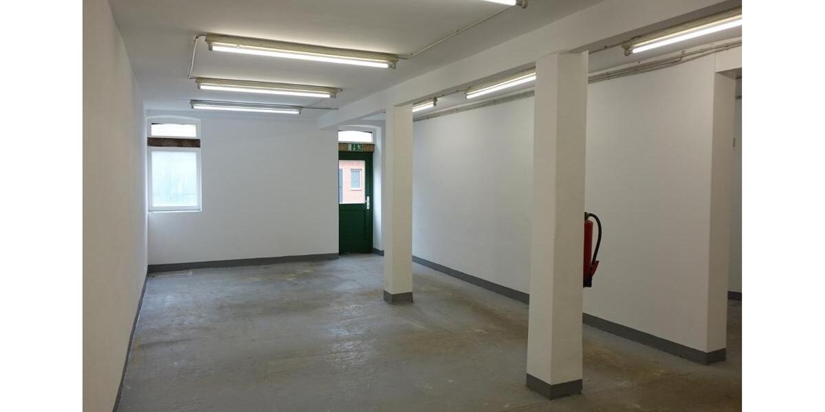 Gewerbeobjekt Halle - 890&euro; | Angebot:25439684