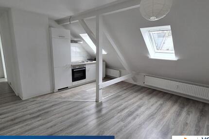 Gemütliche 2-Zimmer-Dachgeschosswohnung mit Einbauküche in Chemnitz-Hilbersdorf! 1 zimmer